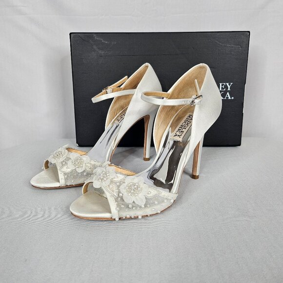 BADGLEY MISCHKA Carter Wedding Bridal Heels / Shoes, Size 5.5 M - Picture 1 of 16